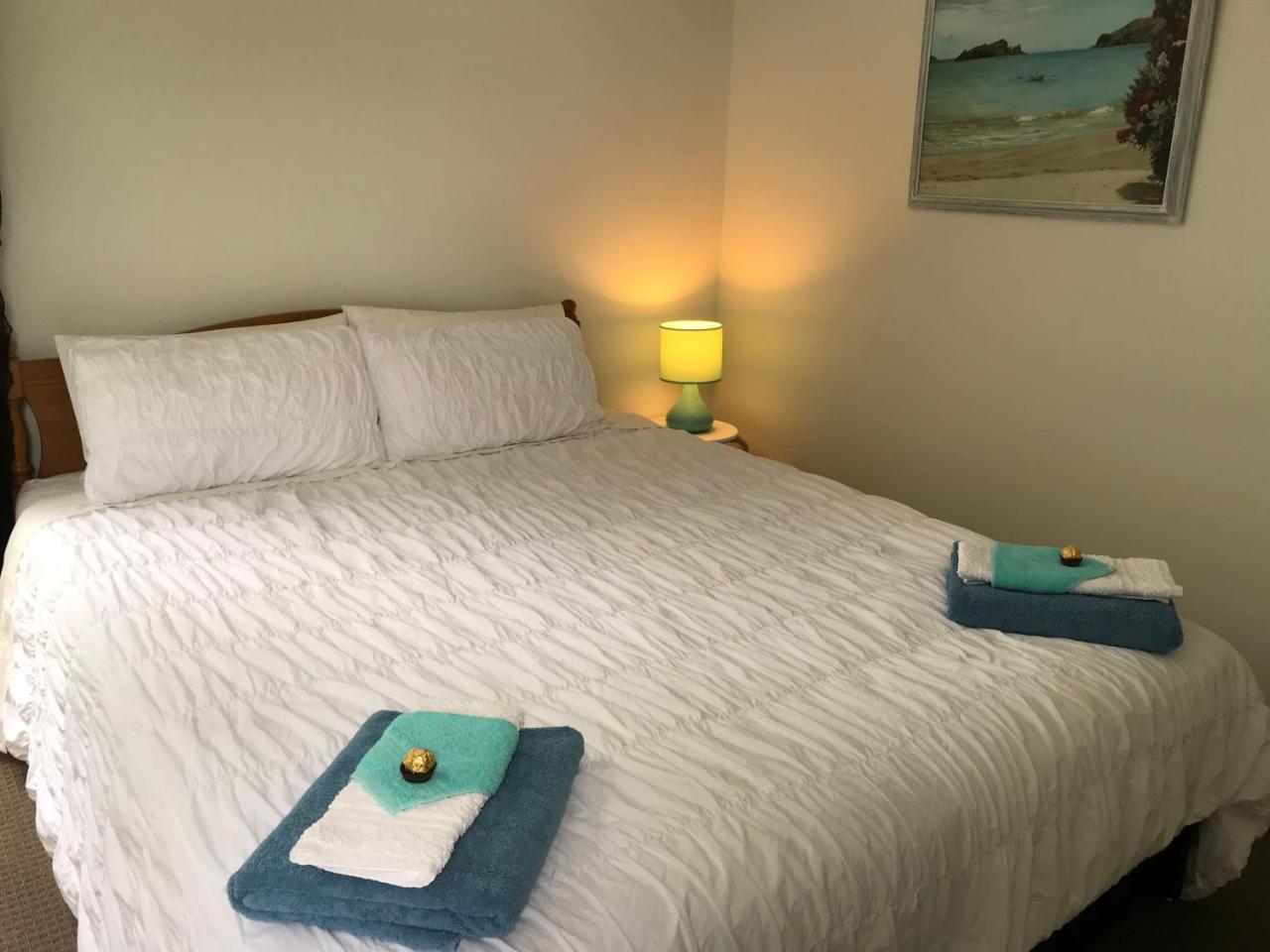 Jennie'S In Whitianga Bed and Breakfast Buitenkant foto